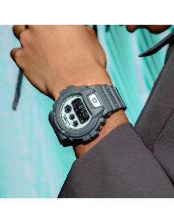 CASIO G-SHOCK DW-6900HD-8ER