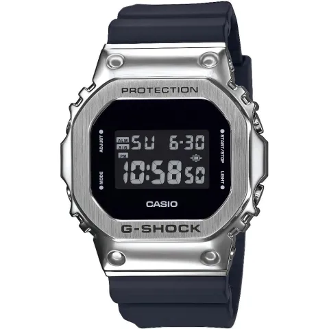 CASIO G-SHOCK GM-5600U-1ER