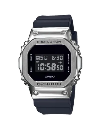 CASIO G-SHOCK GM-5600U-1ER